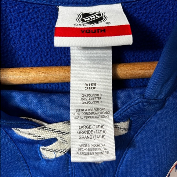 Boys New York Islanders Blue Premium Pullover Performance Hoodie Large 14/16 - Picture 3 of 7